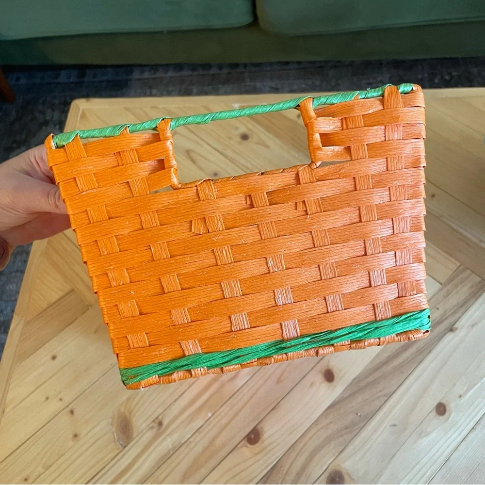 Retro Flower Storage Basket